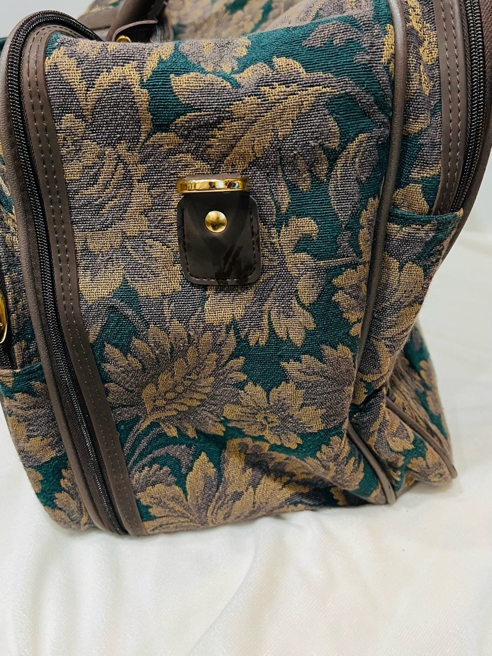 Vintage Protocol Floral Jacquard Travel Tote - Picture 8 of 10